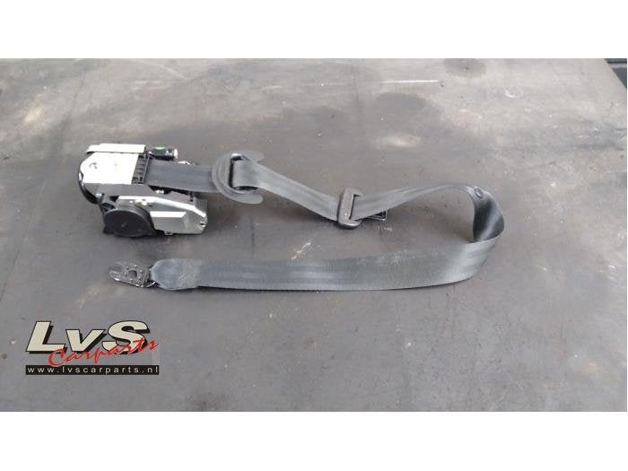 Gordelspanner links van een Volkswagen Passat, Gebruikt, -, Volkswagen, -