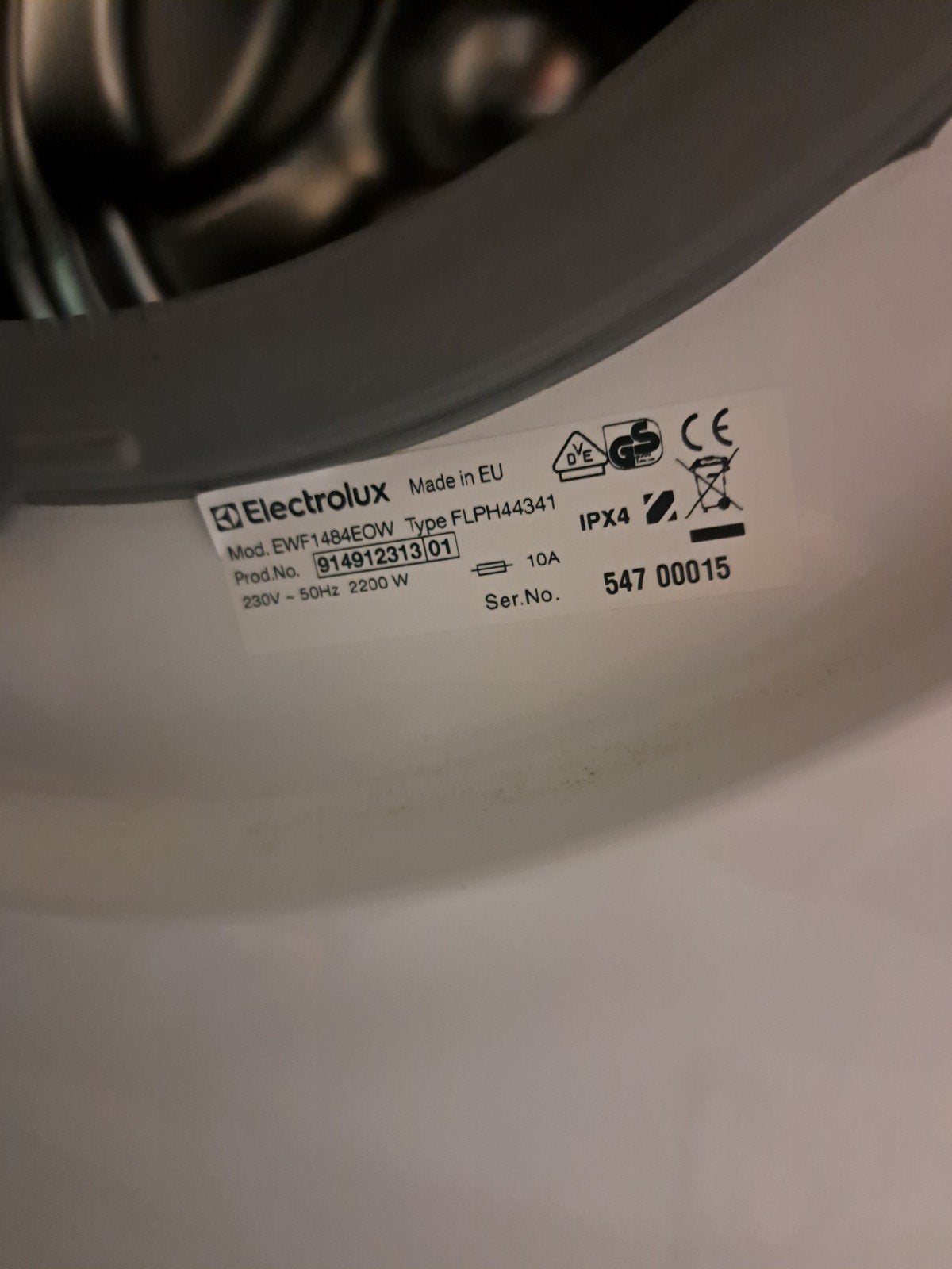 machine à laver elektrolux, 1200 à 1600 tours, 6 à 8 kg, 85 à 90 cm, Programme court