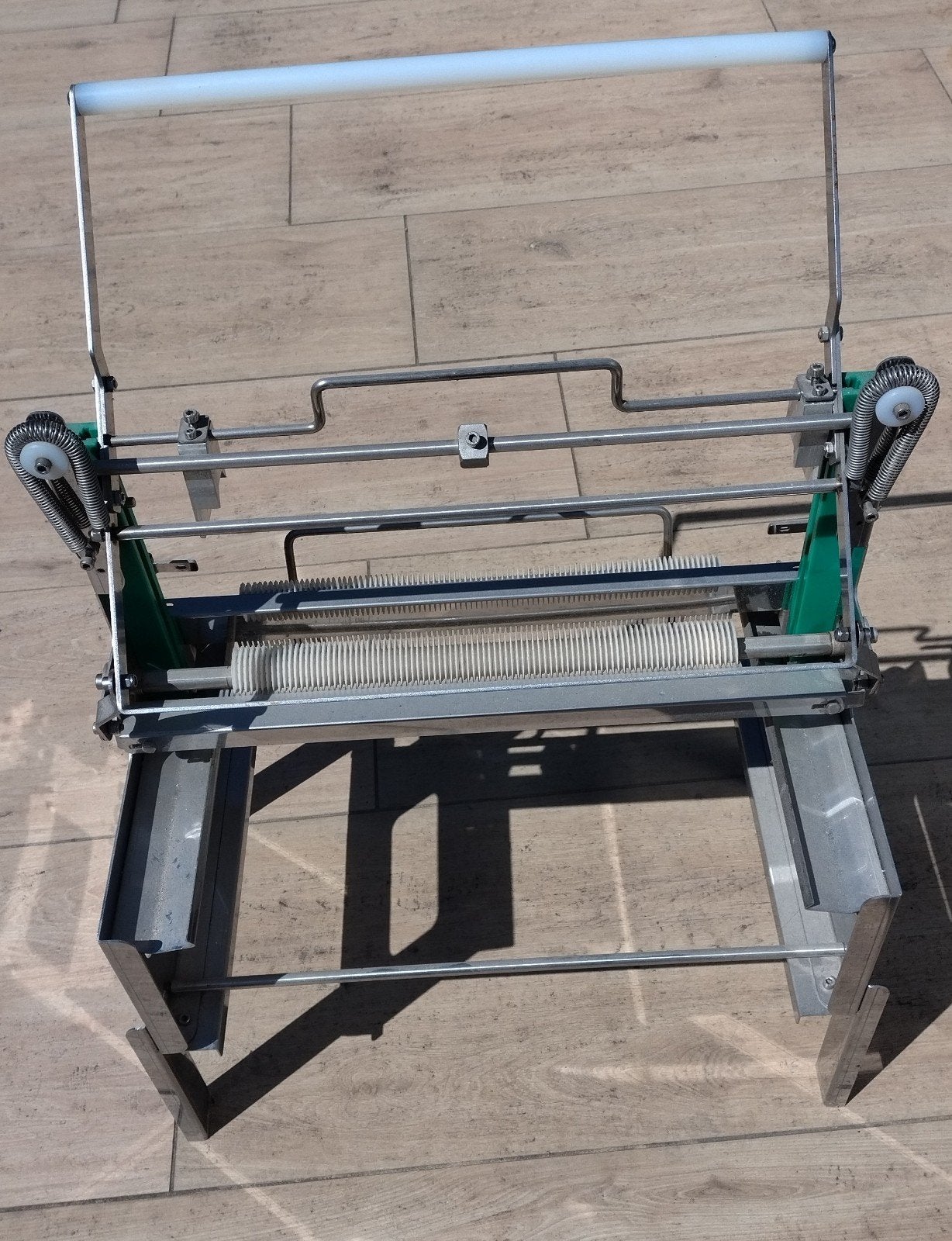 Professionele Ontzegelmachine met rollen (Dadant-Blatt) Lega, Abeilles
