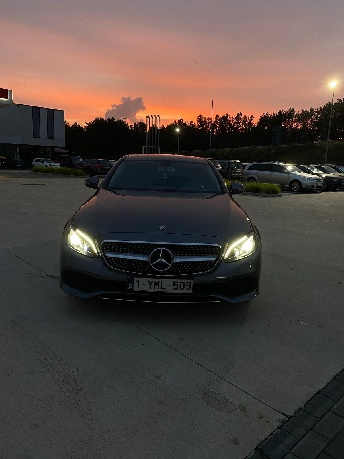 Mercedes Benz E220 2018 modèle 9G-Tronic, Autos, Achat, 143 kW, Euro 6, Noir