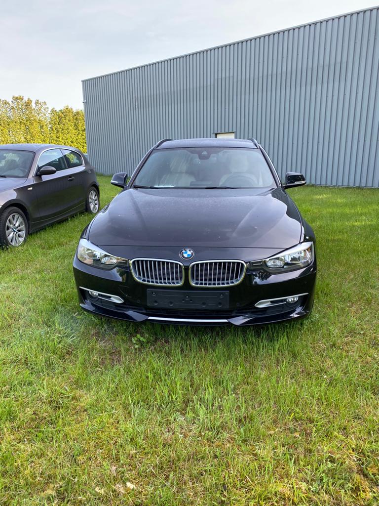 Bmw f31 320i X drive 1jaar garantie, Auto's, 4 cilinders, Zwart, 5 zetels, 5 deurs