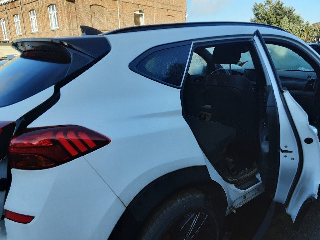 SPATBORD RECHTS ACHTER Hyundai Tucson (TL) (01-2015/05-2023), Hyundai Motor Deutschland GmbH, Gebruikt, Achter, Hyundai