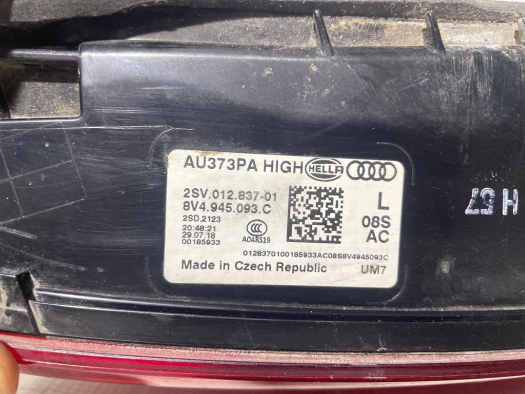 Feux arriere gauche INNONDE AUDI A3 8V4945093C, Audi, Enlèvement, Utilisé
