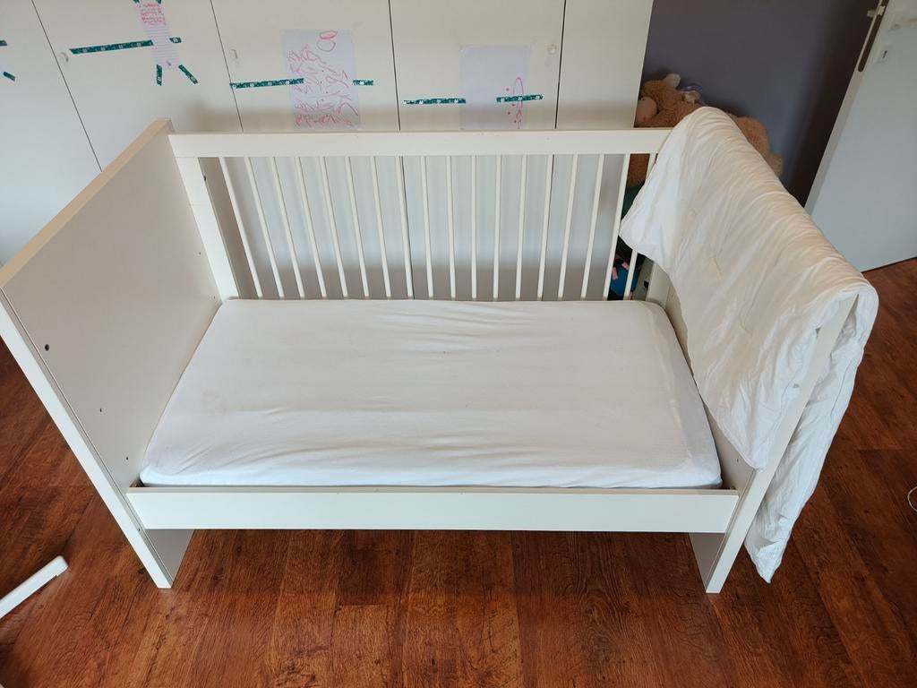 Childwood baby en kinderbed., Ophalen