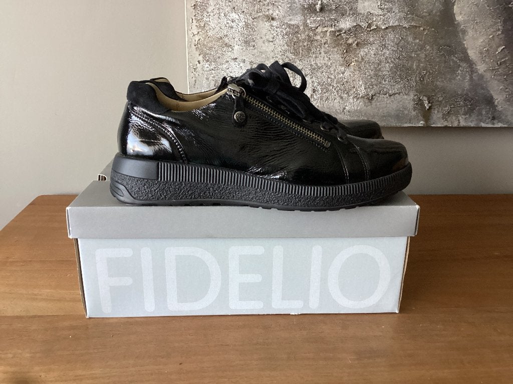 Sneakers Fidelio 40,5, Zwart, Ophalen of Verzenden, Zo goed als nieuw, Sneakers