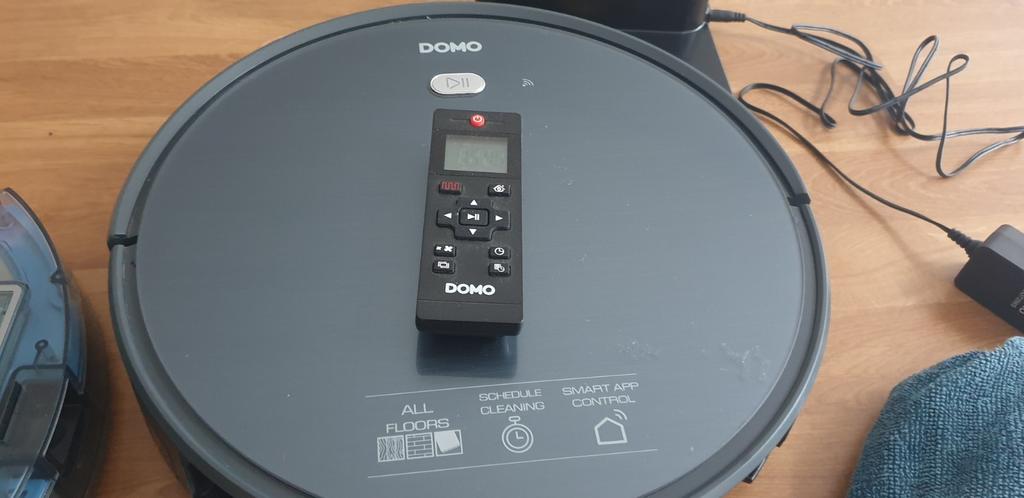 Aspirateur robot Domo avec fonction balai, Enlèvement, Aspirateur robot