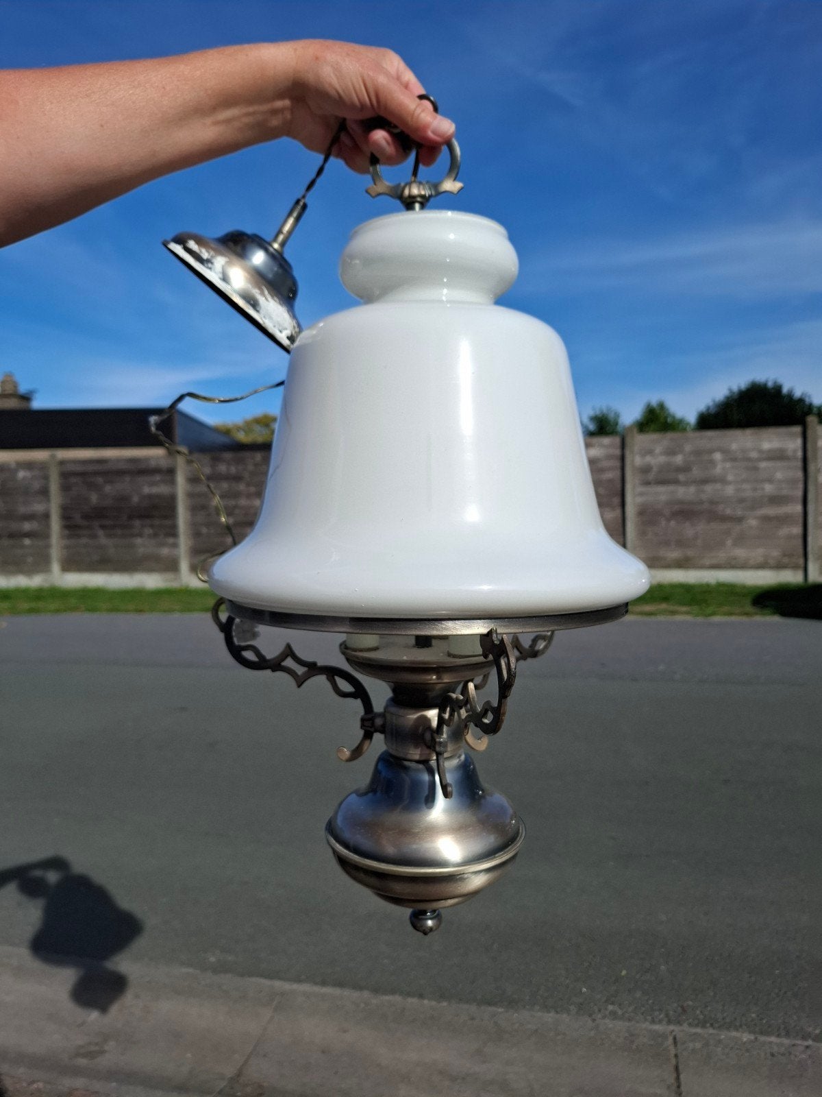Lampe à lustre antique avec grand abat-jour en verre laqué o, Antiquités & Art, Enlèvement