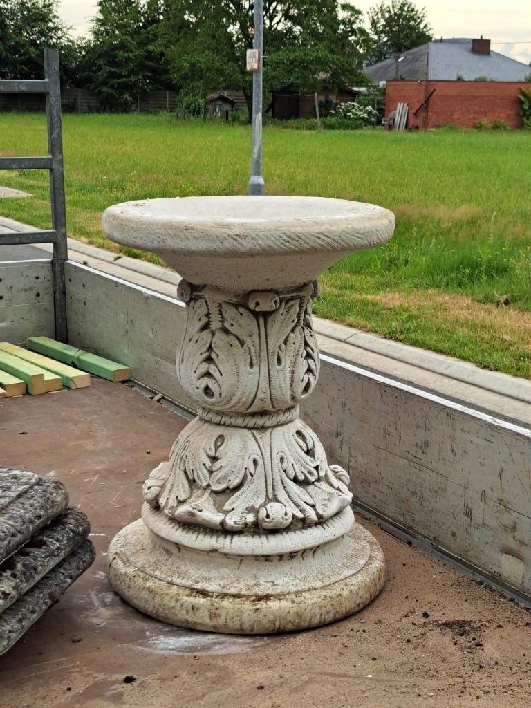 Stenen tafeltje met driedelige bank, Tuin en Terras, Tuinbanken, Ophalen, Gebruikt, Overige materialen
