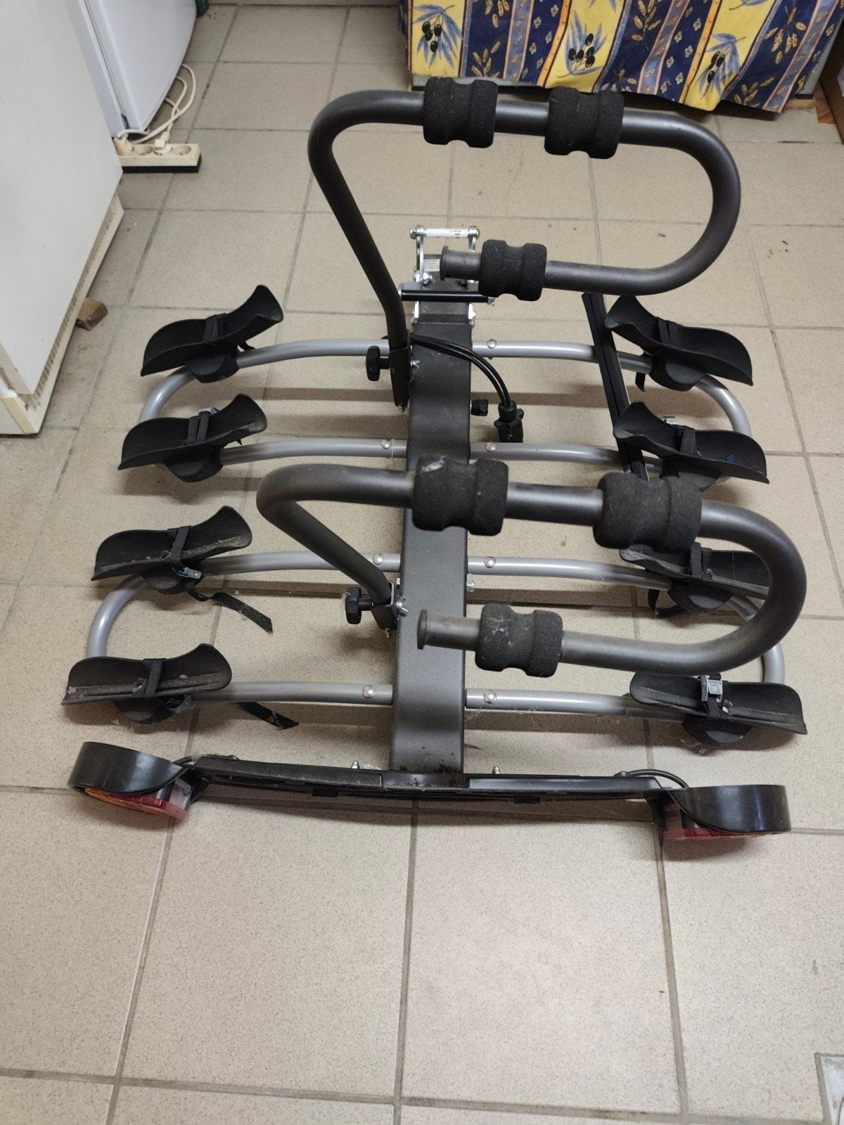 Fietsenhouder, Auto diversen, Fietsendragers, Ophalen, 3 fietsen of meer, Zo goed als nieuw, Brede banden