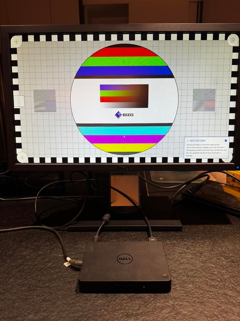 Dell docking station met een 24” monitor Dell, Ophalen, Laptop