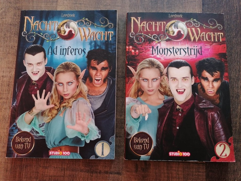 2 boeken NachtWacht (uit zelfde reeks), Boeken, Ophalen of Verzenden, Gelezen, Film- of Tv-bewerking