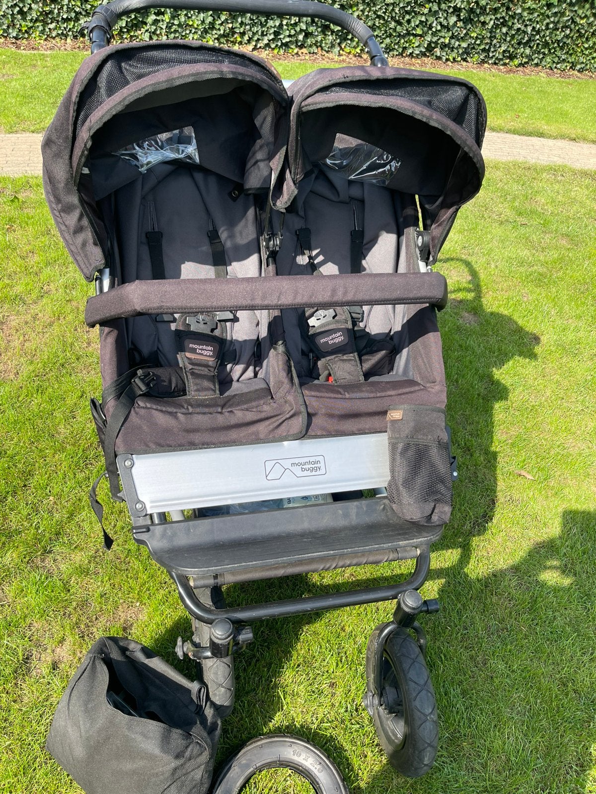 Dubbele buggy van het merk Mountain buggy., Enfants & Bébés, Enlèvement, Utilisé, Poussette ou Buggy