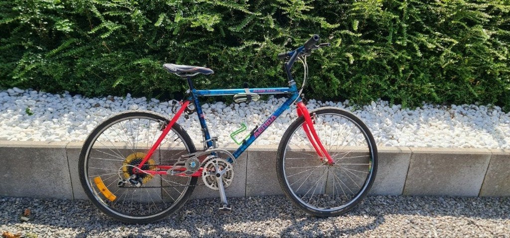Vélo Merida 26 pouces à vendre, Vélos & Vélomoteurs, Vélos | VTT & Mountainbikes, Frein sur jante, Enlèvement, Utilisé, Moins de 45 cm