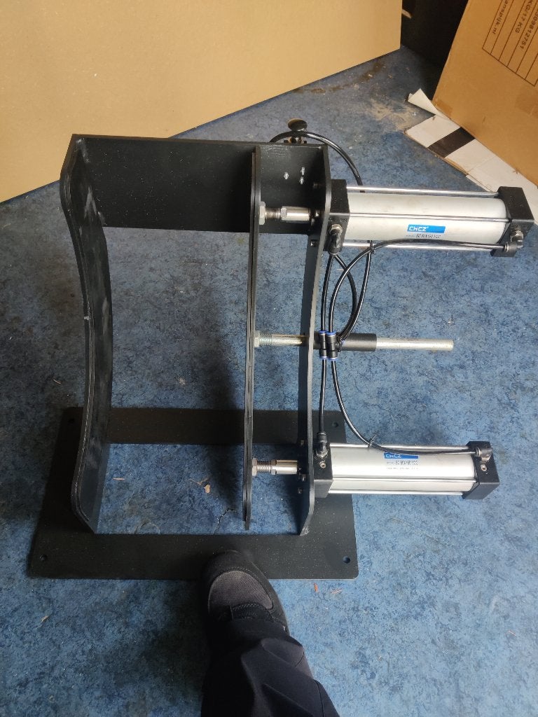 Pneumatische wielklem, Ophalen