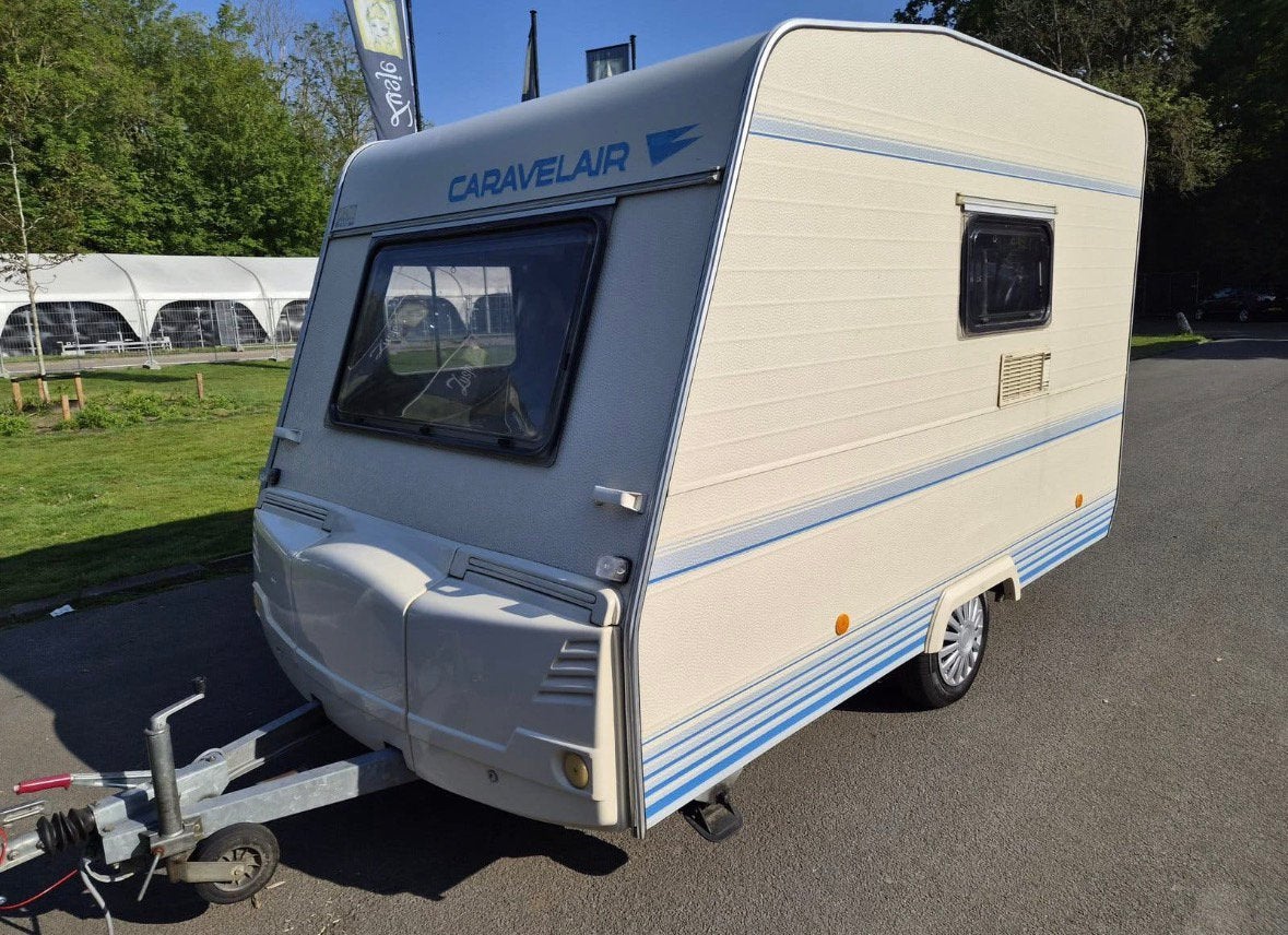Caravan Caravelair Silver 335, keuringsvrij MTM 750kg., Caravanes & Camping, Particulier, Réfrigérateur, Lit fixe, Caravelair