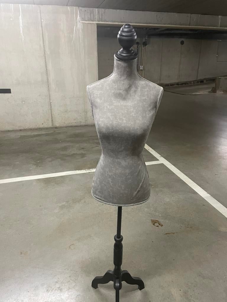 Mannequin pop, Hobby & Loisirs créatifs, Enlèvement, Comme neuf