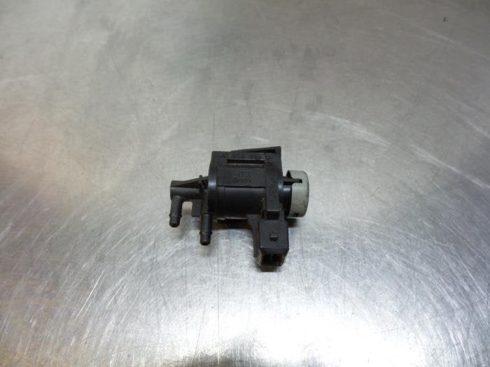 Soupape vide d'un Audi A4 (A4 01-), -, 3 mois de garantie, Audi, Utilisé