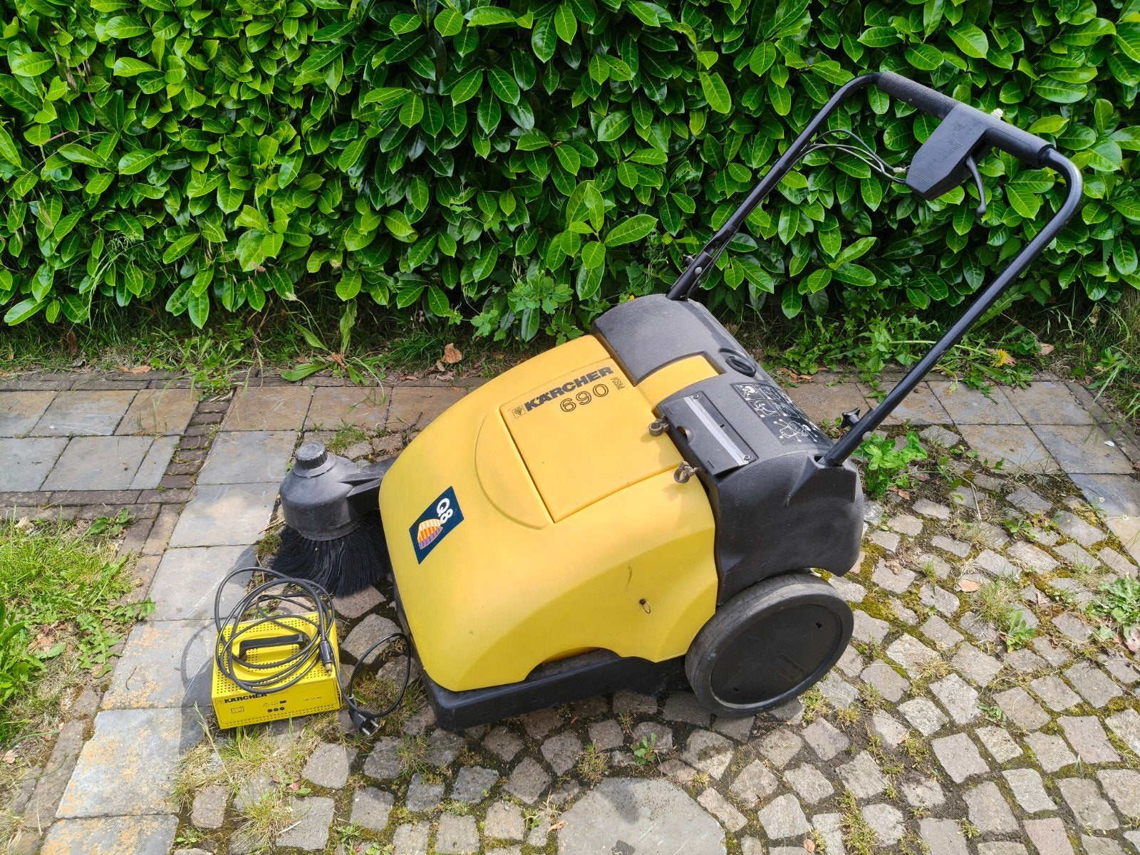 Veegmachine Kärcher, Tuin en Terras, Ophalen