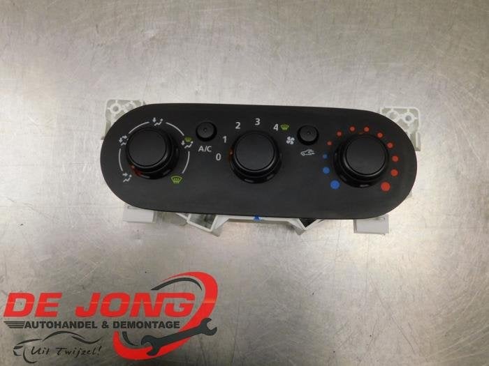 Panneau de commandes chauffage d'un Renault Trafic, Renault, -, 3 mois de garantie, Utilisé