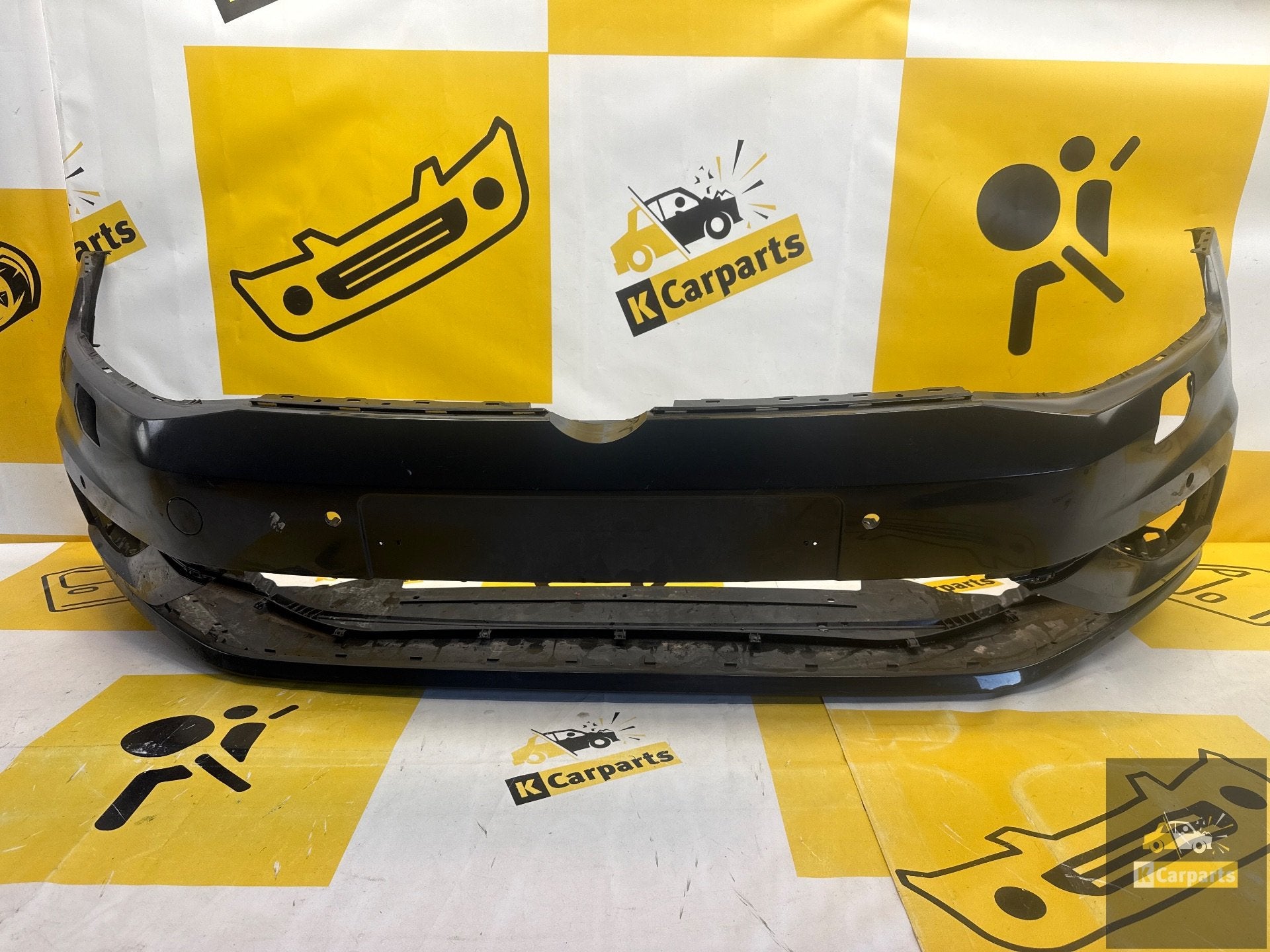 Volkswagen Golf 7 Facelift voorbumper 5G0807221FL KLS 6PDC, Gebruikt, Volkswagen AG, Vw@volkswagen.de, Bumper