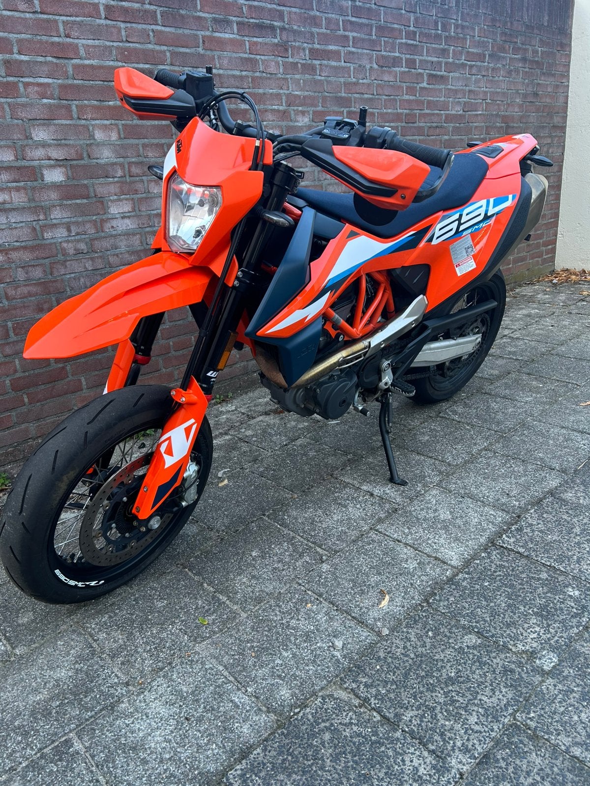 KTM 690 SMC-R, Motos, Poignées chauffantes, Permis Moto A, Occasion, Plus de 35 kW