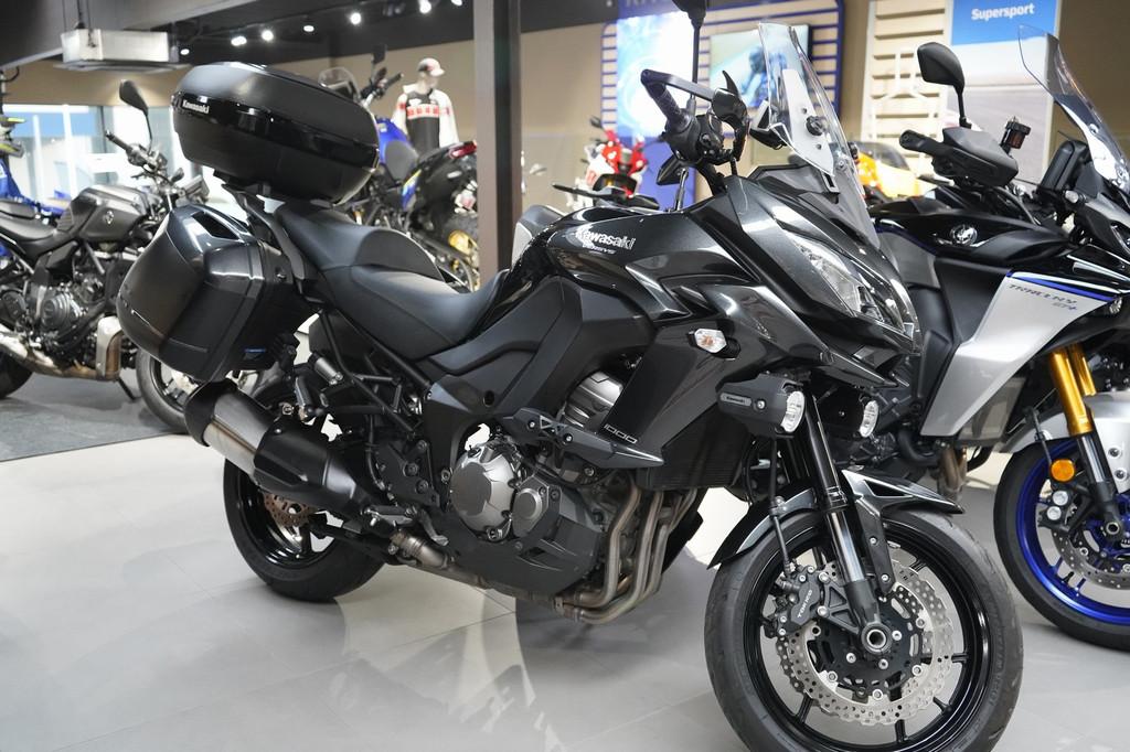 Kawasaki Versys 1000 (bj 2016), Motoren, Bedrijf, Info@kawasaki.nl, Toermotor, Jacobus Spijkerdreef 1-3
2132 PZ  Hoofddorp, NL