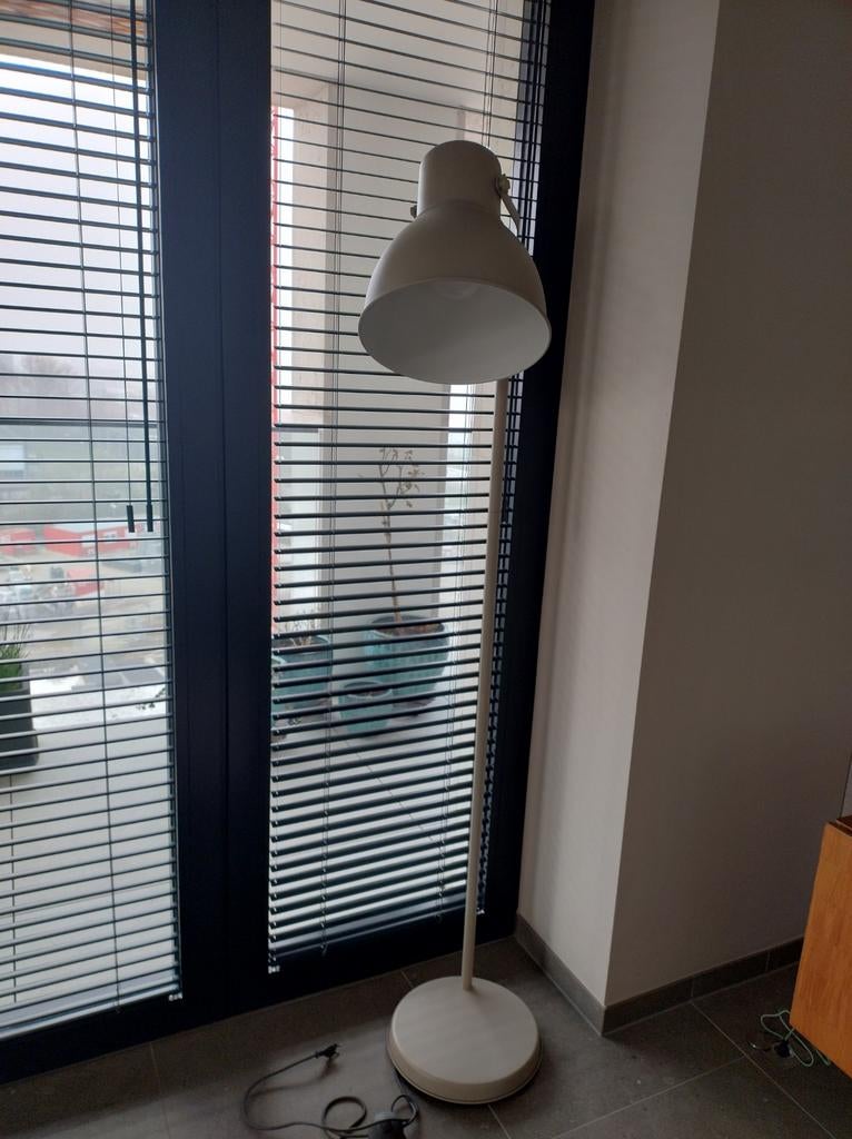 Staande lamp, Hektar, beige, Enlèvement, Comme neuf