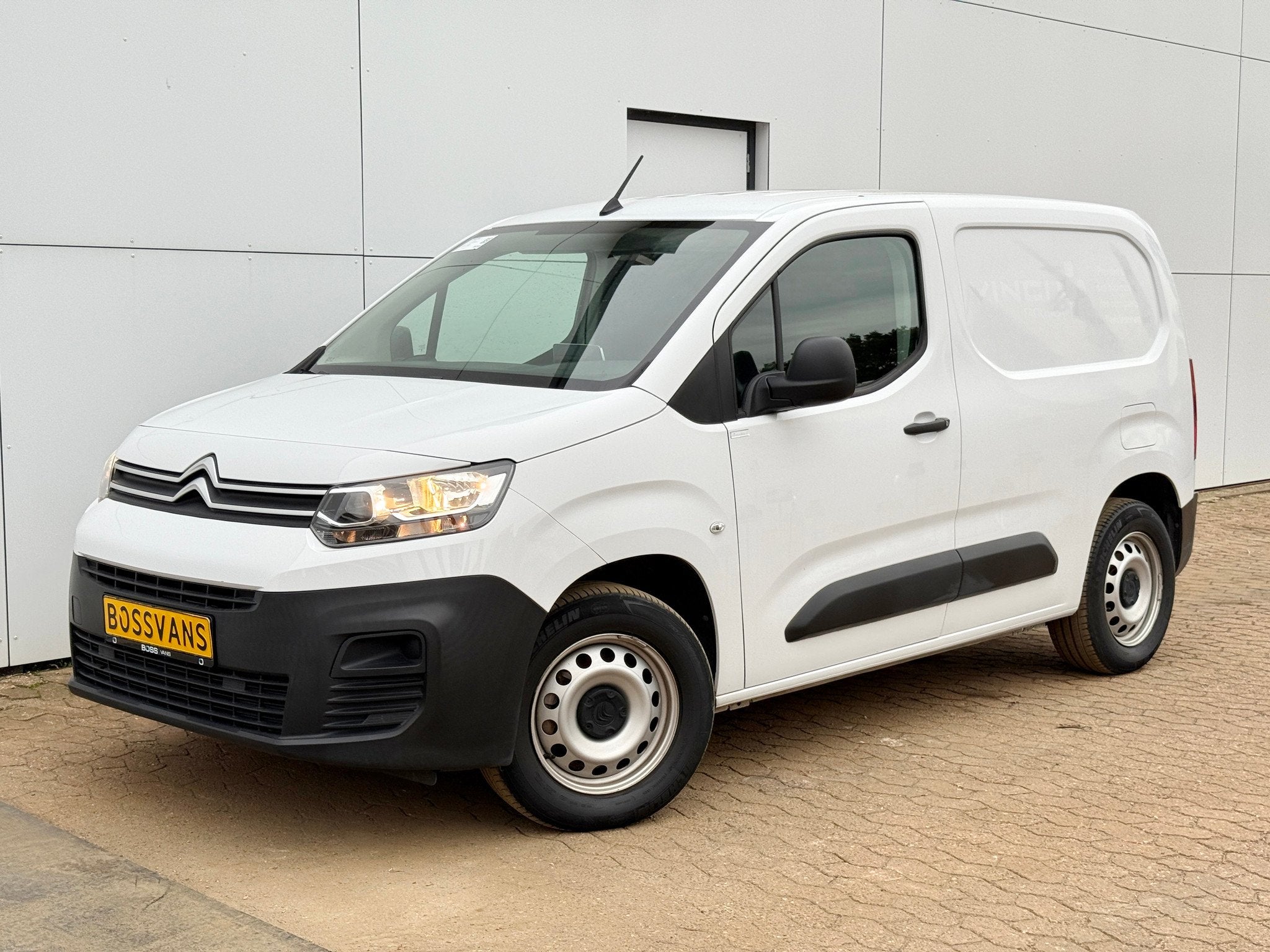 Citroen e-Berlingo 50kWh 136PK Elektrisch 50kWh 280km WLTP 1, Autos, 100 kW, Achat, 750 kg, Entreprise