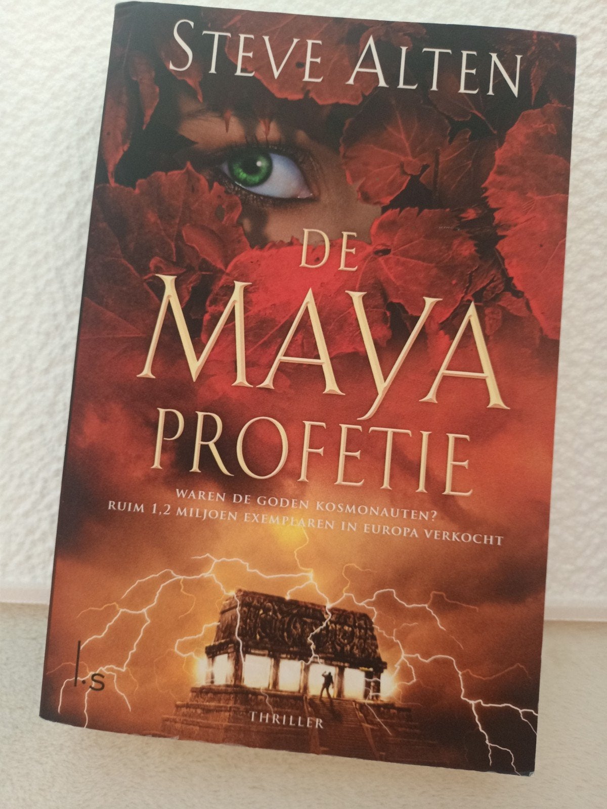 Steve Alten - De Maya profetie, Ophalen of Verzenden, Steve Alten
