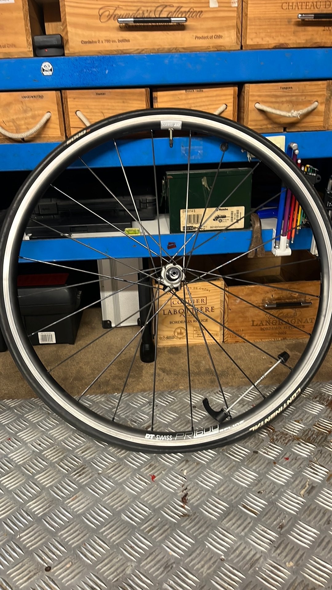 DT SWISS PR 1600 achterwiel, Fietsen en Brommers, Ophalen of Verzenden, Zo goed als nieuw