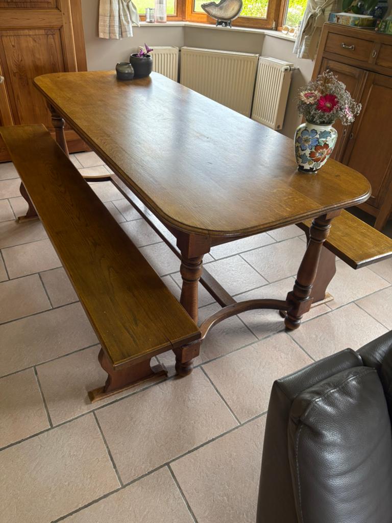 Table et bancs en chêne massif, Fermette, Enlèvement, Utilisé, 50 à 100 cm