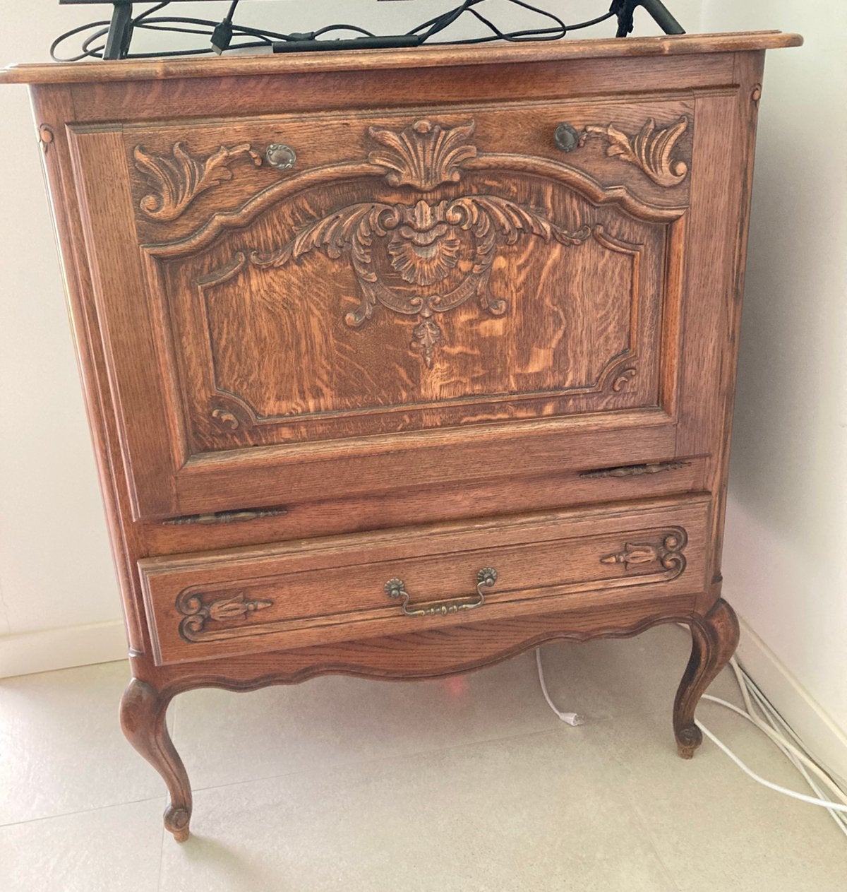 Meuble de bar entièrement en chêne - Louis XV - vintage '70, Enlèvement