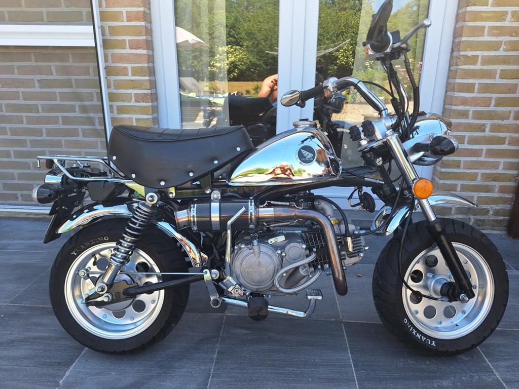 Monkey 50 cc, Ophalen, Blok