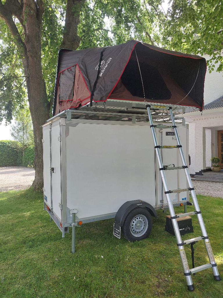 Aanhangwagen met daktent, Caravans en Kamperen, Ophalen, Zo goed als nieuw