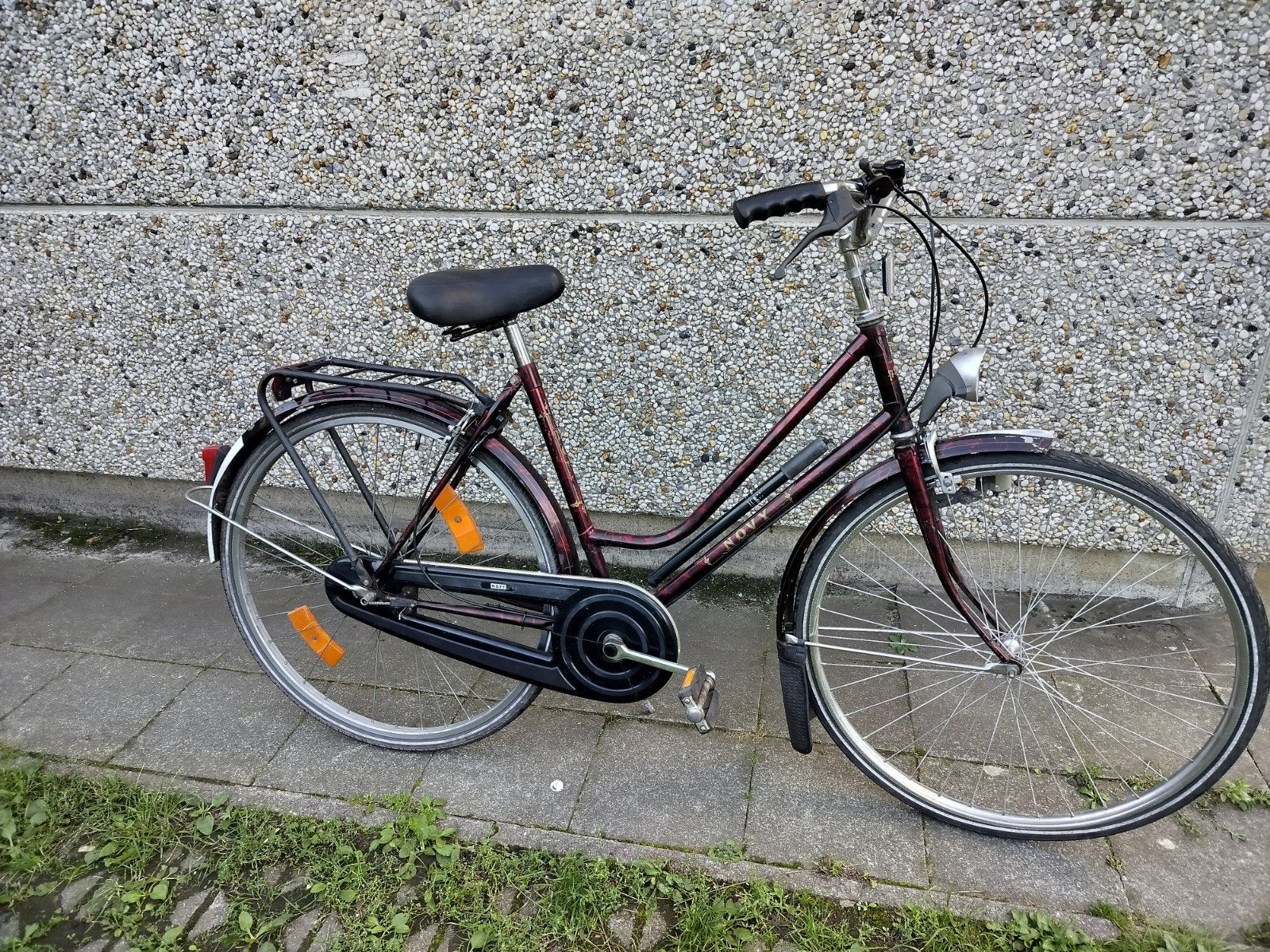 Novy Volendam met3v en slot, Enlèvement