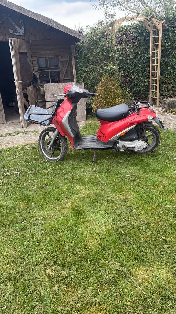 Piaggio liberty, Fietsen en Brommers, Snorfietsen en Snorscooters, Zo goed als nieuw, Piaggio, Ophalen