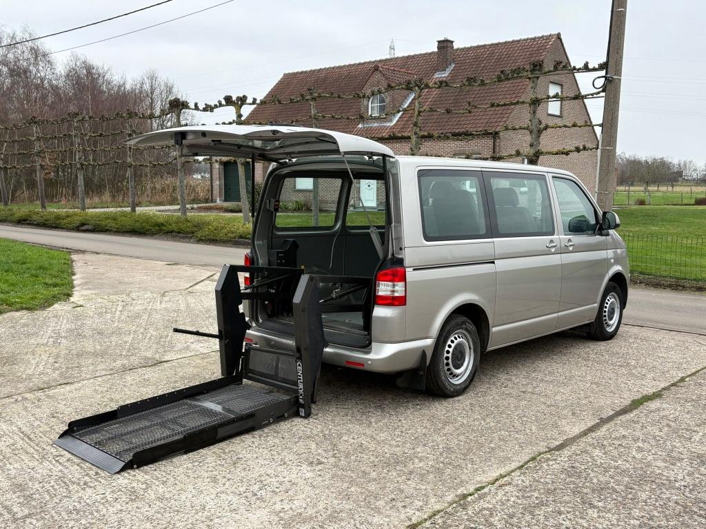 ️♿️Volkswagen Transporter 2.0TDI Zelfrijder Rolstoellift PMR, Auto's, Volkswagen, Automaat, Euro 5, Bedrijf, Diesel