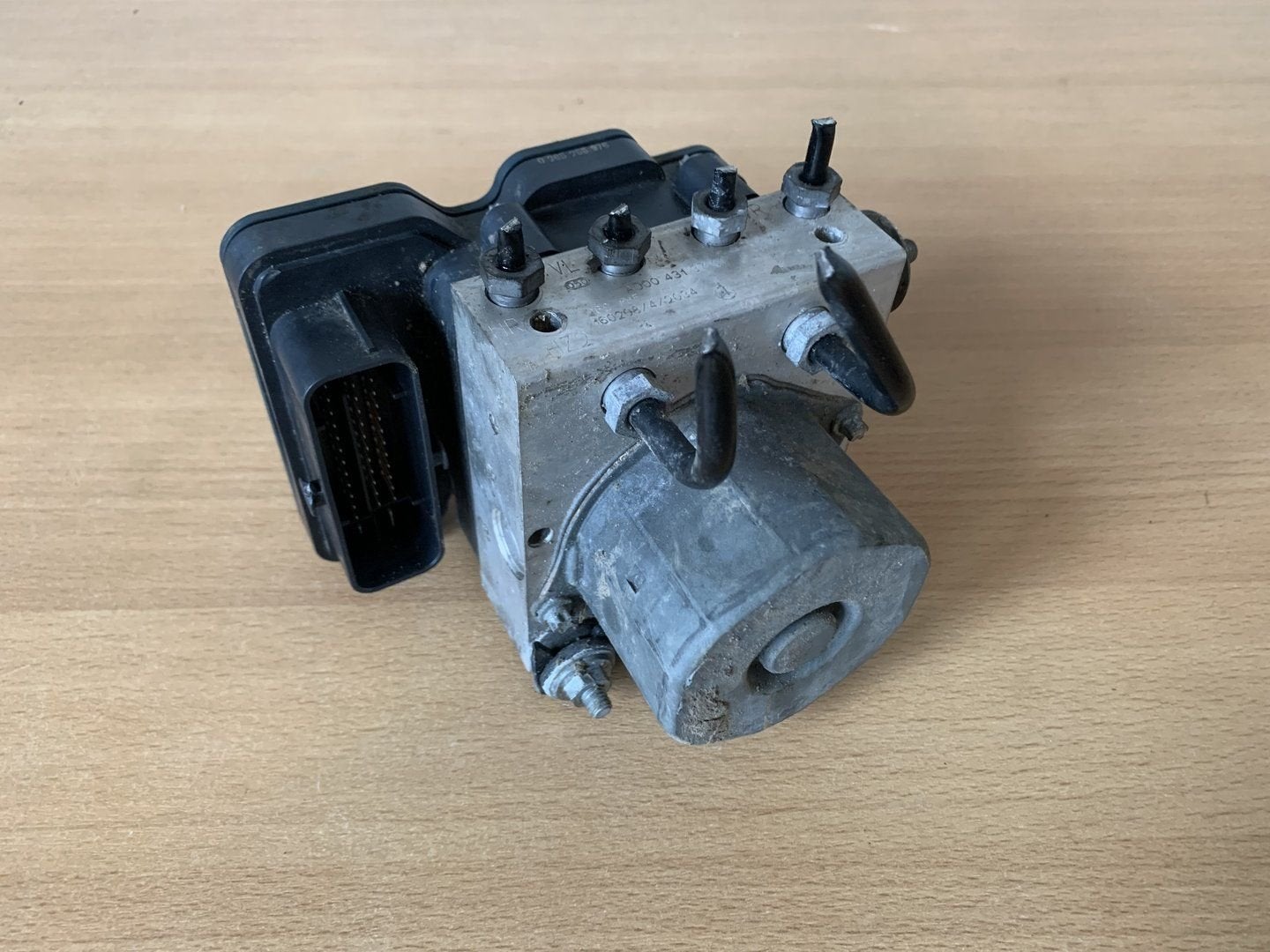 ABS pomp mercedes A klasse B klasse CLA A0004313700 2015-18, Utilisé, -, -, Enlèvement ou Envoi