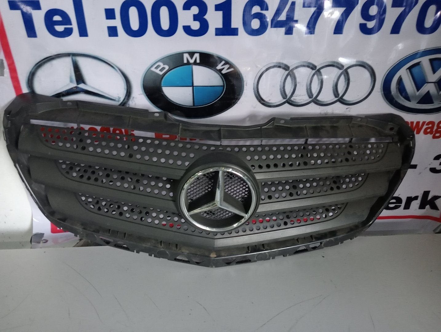 Mercedes-Benz Sprinter W906 Grille Chrome A9068880523, Utilisé, -, -, Enlèvement ou Envoi