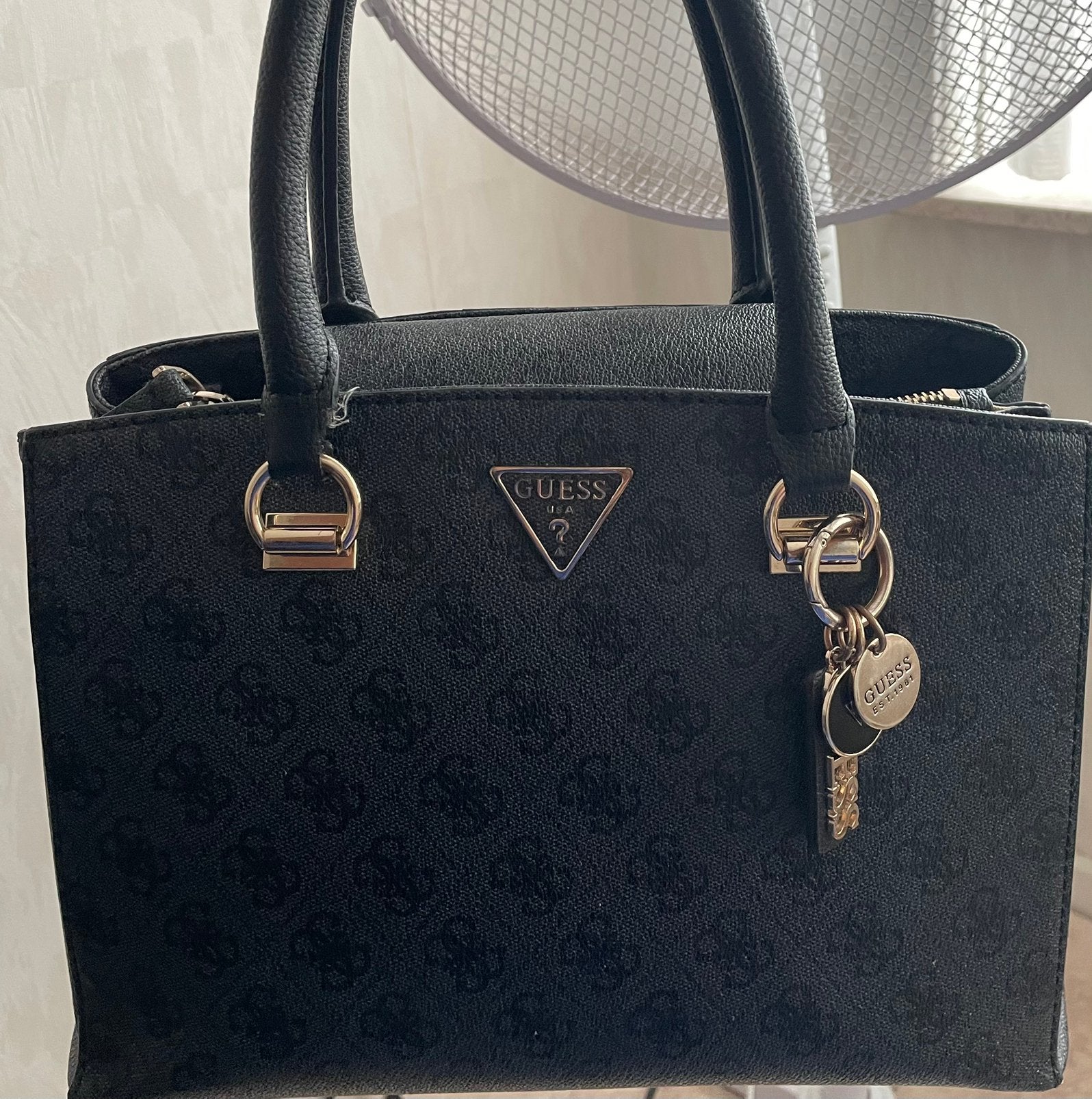 Originiele Guess Tas, Ophalen, Zo goed als nieuw, Grijs, Handtas