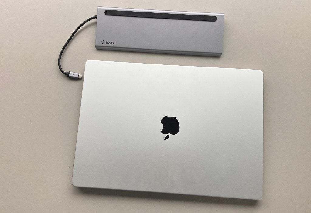 MACBOOK PRO M1 16 inch 16Gb RAM 1Tb SSD AZERTY, Computers en Software, Ophalen, 1 TB of meer, Zo goed als nieuw, MacBook