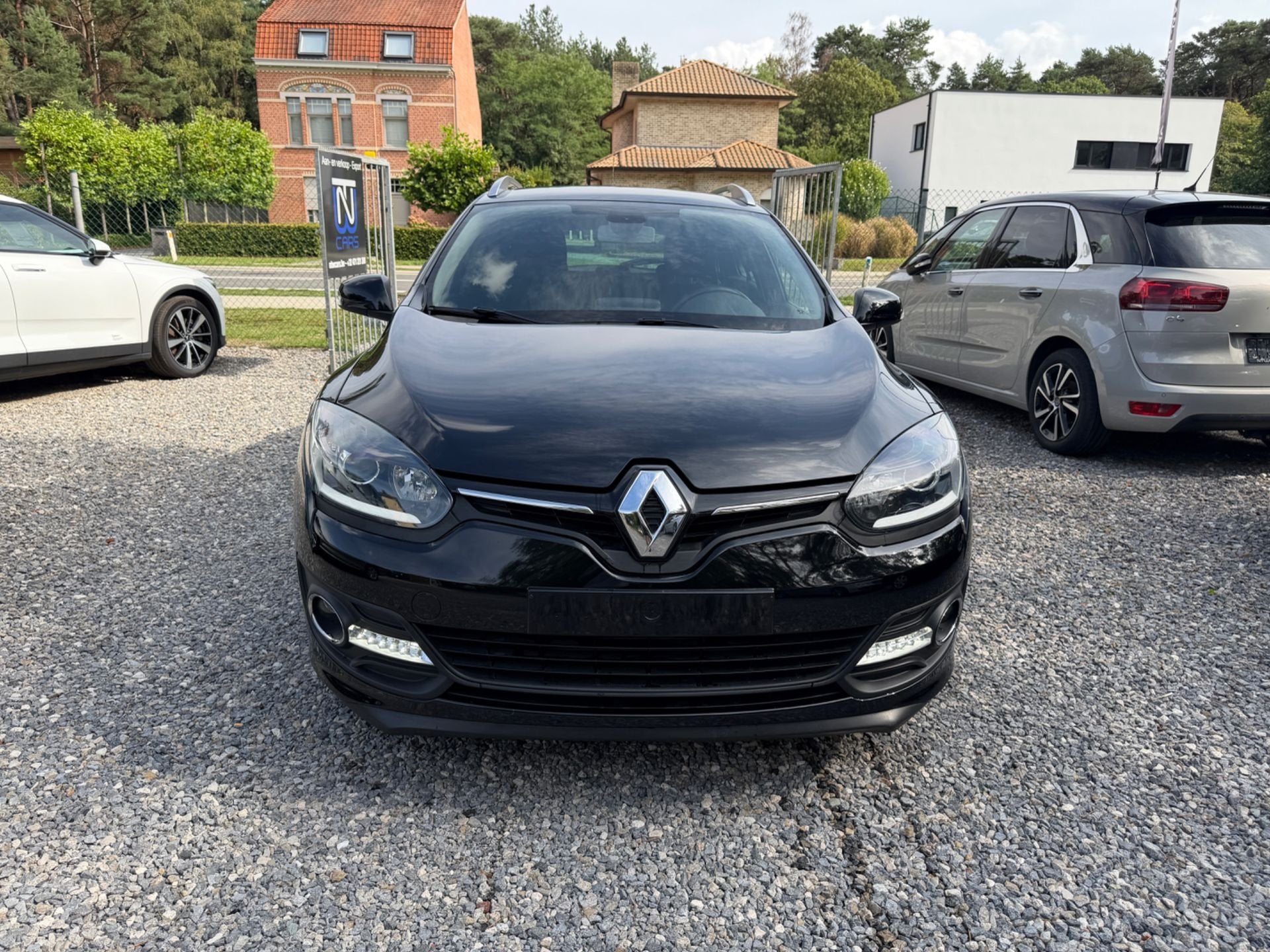 Renault Megane limited 1ste eigenaar, Voorwielaandrijving, Gebruikt, Zwart, 4 cilinders