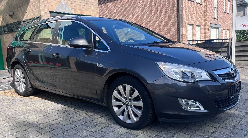 Opel Astra Break * 1J GARANTIE * GEKEURD * LEZ OKE *TOPSTAAT, Auto's, Euro 5, Parkeersensor, Bedrijf, 5 deurs