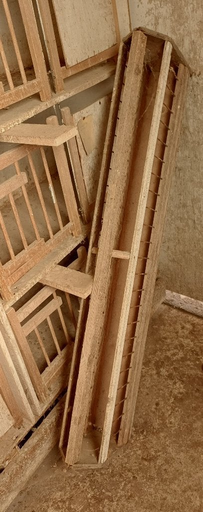 Houten eetbak, Dieren en Toebehoren, Geslacht onbekend, Overige soorten