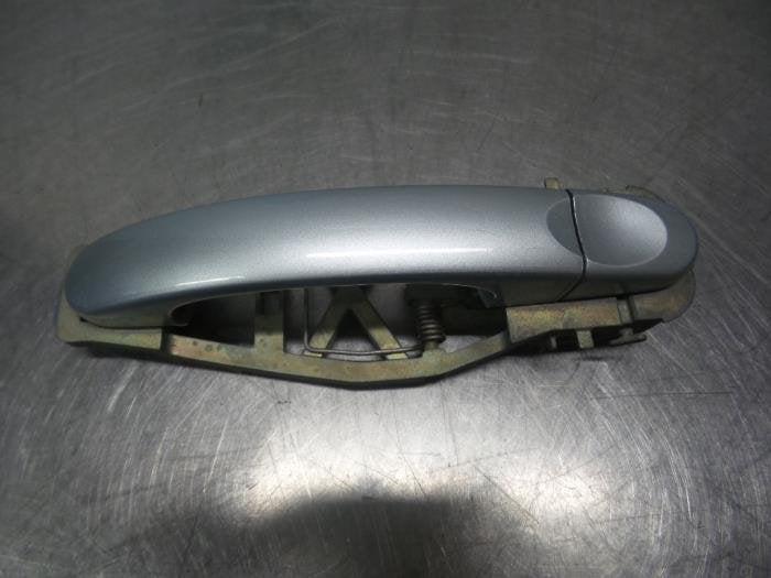 Poignée portière 4portes arrière droite d'un Volkswagen T, Volkswagen, -, 3 mois de garantie, Utilisé
