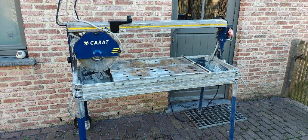 Scie à carreaux CARAT P-3510 avec table et lame extra, 1200 watts ou plus, 70 mm ou plus, Comme neuf, Enlèvement