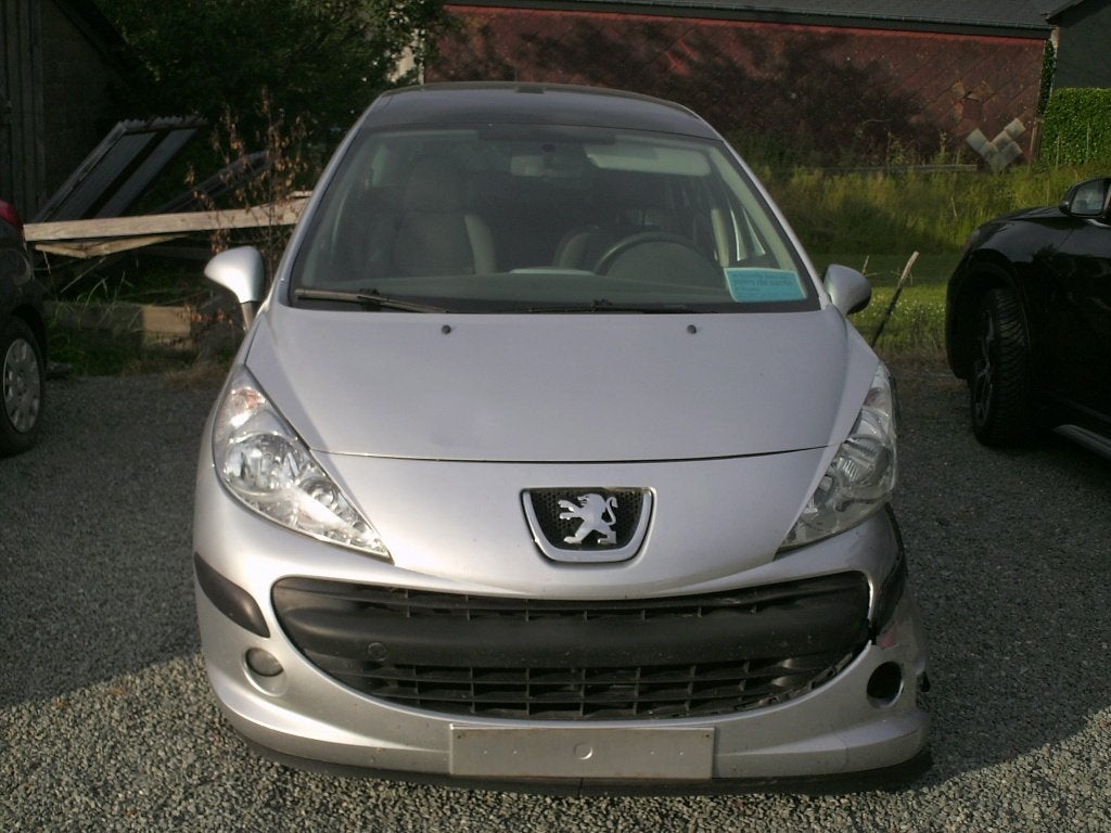 Peugeot 207 SW  accidentée, Auto's, Trekhaak, 4 cilinders, 5 deurs, Particulier