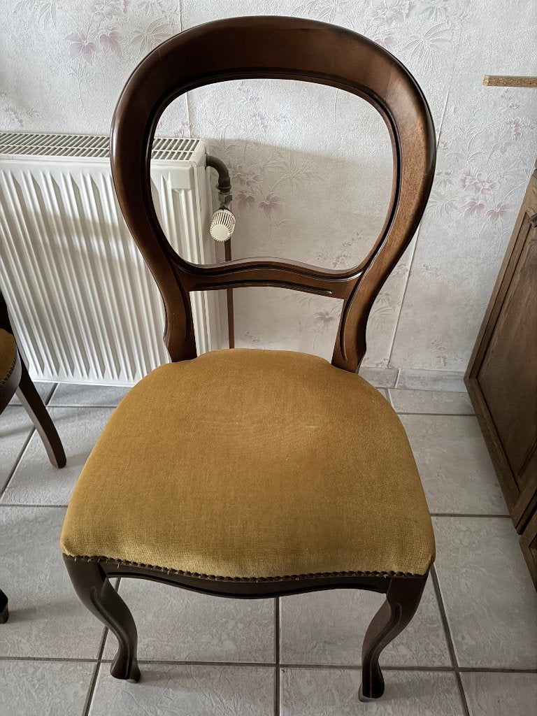 À vendre 4 chaises style Louis Philippe, Enlèvement