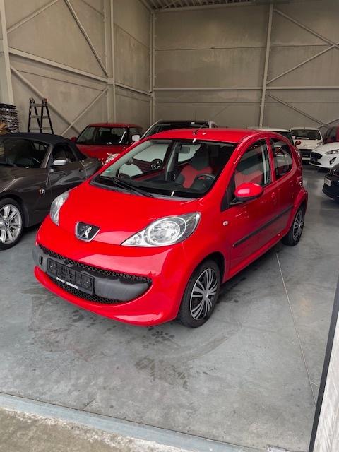 Peugeot 107 1.0I Urban Move, 87193 KM, 5 portes, Autos, Peugeot, Rouge, Achat, Entreprise, 5 portes