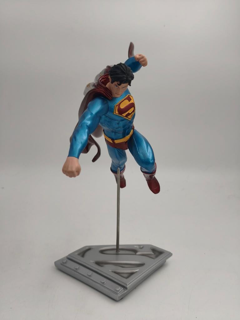 Statue Superman DC Collectibles Man of Steel, Enlèvement ou Envoi, Comme neuf, Film, Statue, Réplique ou Modèle